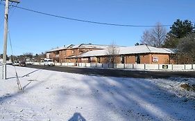 Snowgate Motel + Apartments